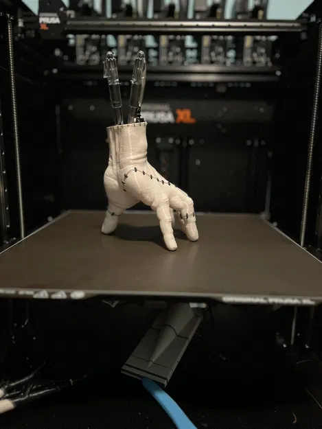 Mô Hình Wednesday Sơn Đa Sắc - Image 4