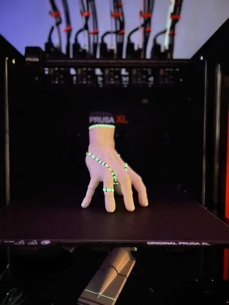 Mô Hình Wednesday Sơn Đa Sắc - Image 6