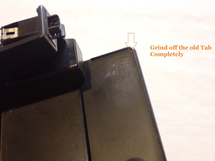 TAB Sửa Nắp Bật Hộp Trung Tâm Holden VY / VZ - Image 4