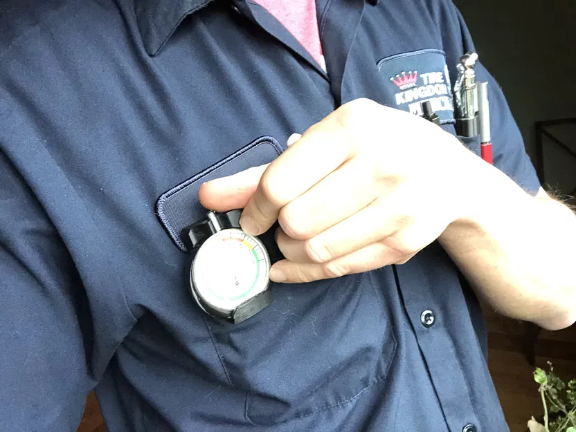 Kẹp Đựng Dụng Cụ Tháo Lốp Sơ Cấp - Image 1