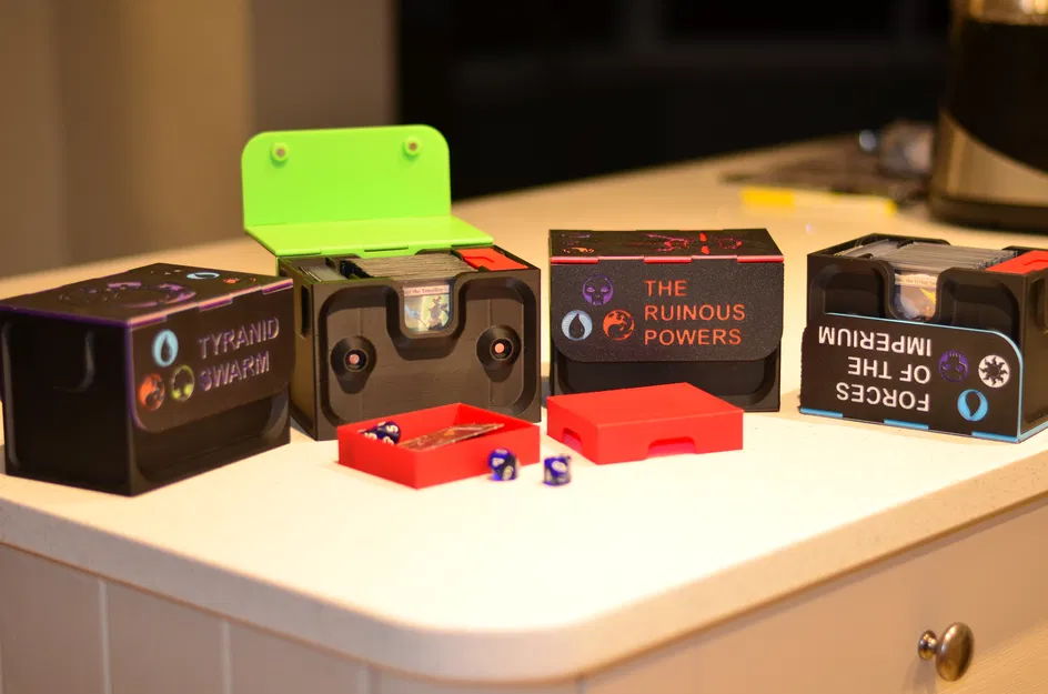 Hộp Đựng Bài "The Apprentice Commander" - Image 2