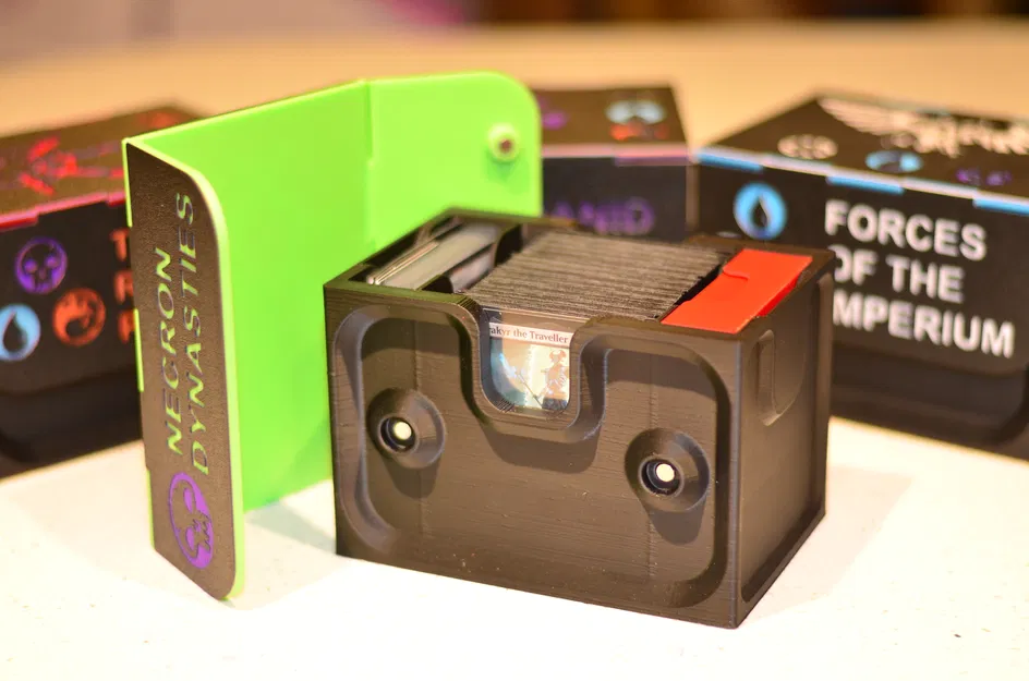 Hộp Đựng Bài "The Apprentice Commander" - Image 3