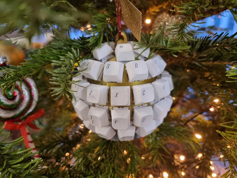 Trang Trí Quả Cầu Giáng Sinh Hình Bàn Phím Cơ - Image 1