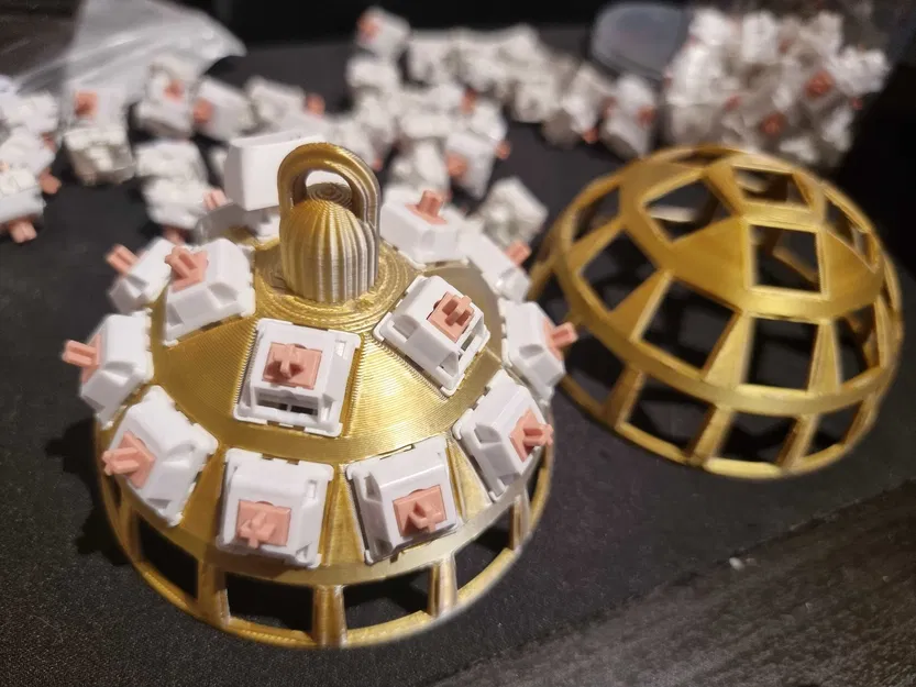 Trang Trí Quả Cầu Giáng Sinh Hình Bàn Phím Cơ - Image 2