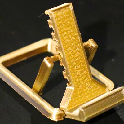 Chân Đế Điện Thoại Điều Chỉnh (In Liền Mạch)