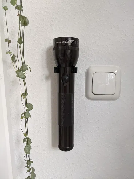 Một Giá Treo Maglite Khác - Image 1