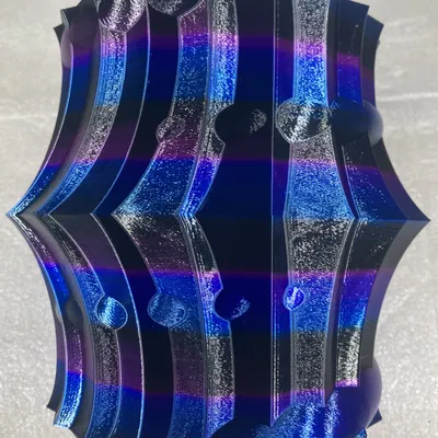 Bình Xoắn Rắn (Mortal Coil Vase)