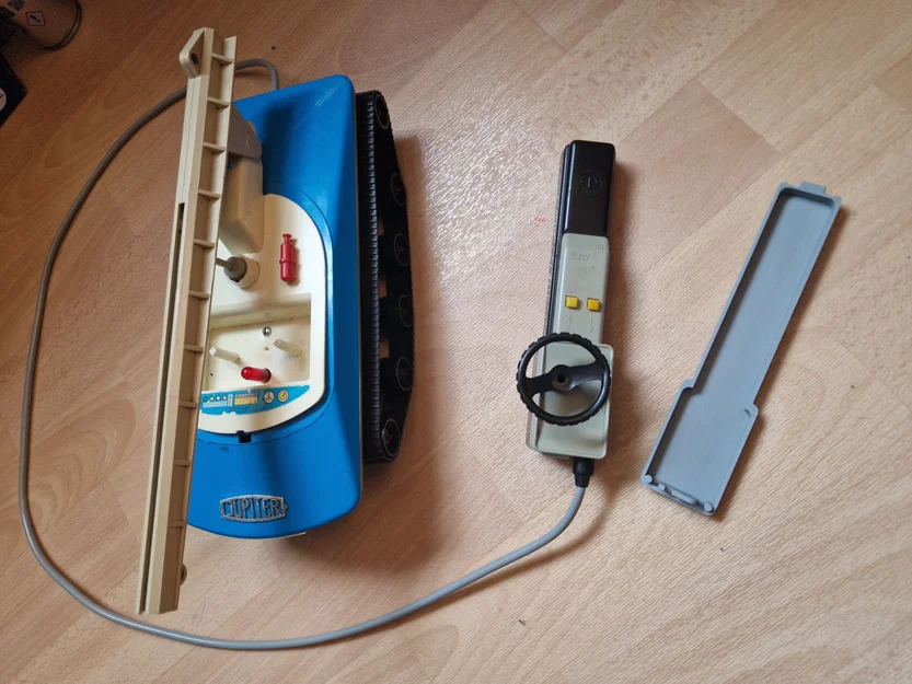 Nắp Điều Khiển Xe Mặt Trăng Jupiter - Image 1