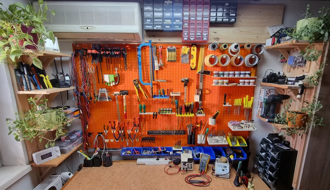 Kệ Cắm Đồ Dụng Cụ Lên Bảng Pegboard - Image 1