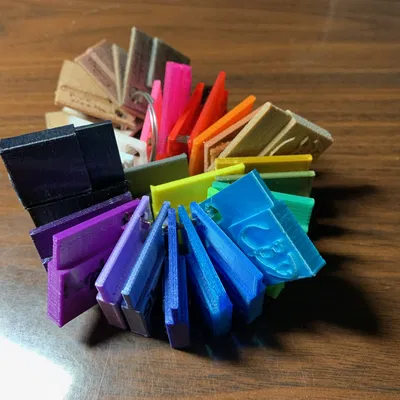 Móc Khóa Mẫu Dây Tóc