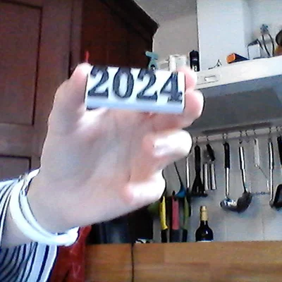 Mô hình 2024 Chúc Mừng Năm Mới
