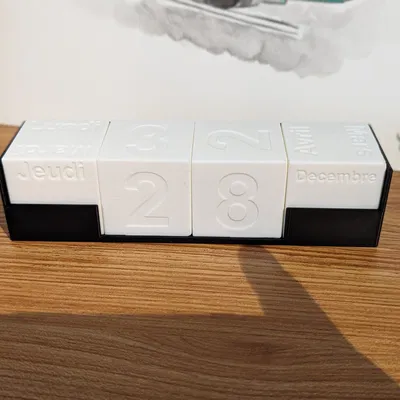 Xúc Xắc Lịch Vạn Niên (Bản Tiếng Pháp)