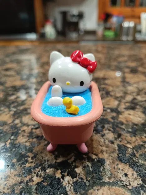 Hello Kitty Đi Tắm - Image 2