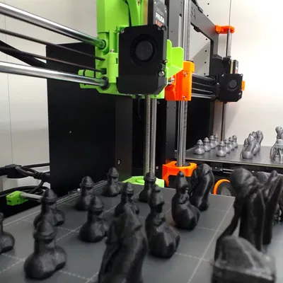 Bộ cờ vua Chesstickles, bản làm lại (Phallis Chess)