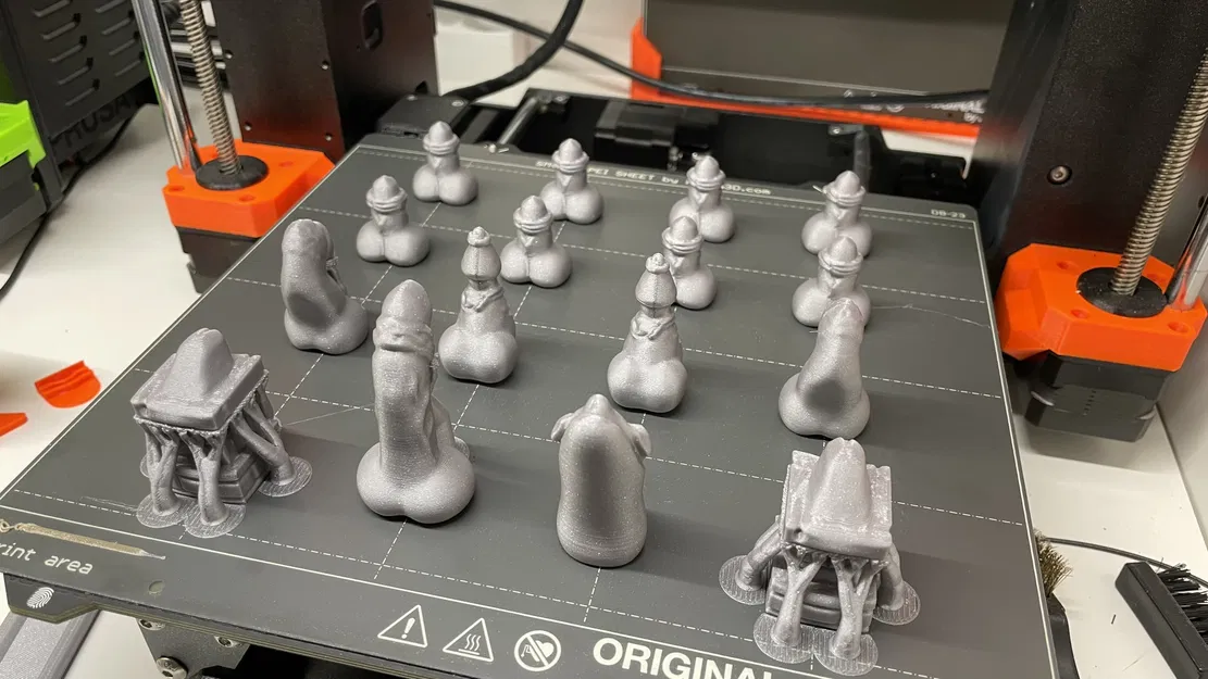 Bộ cờ vua Chesstickles, bản làm lại (Phallis Chess) - Image 3