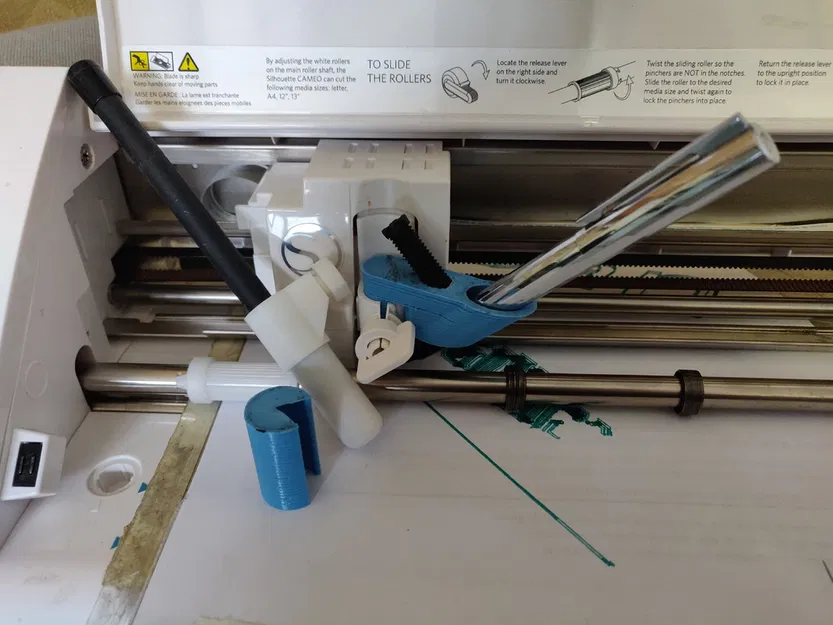 Giá Đỡ Bút Cameo 2 - Image 1