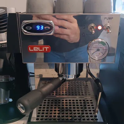 Giá đỡ bình xịt RDT 25mm