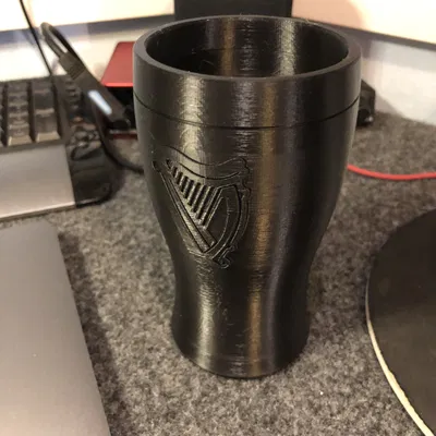 Giá Đỡ Bút Ly Guinness