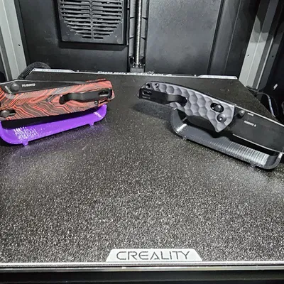 Chân Đế Trưng Bày Dao Bỏ Túi