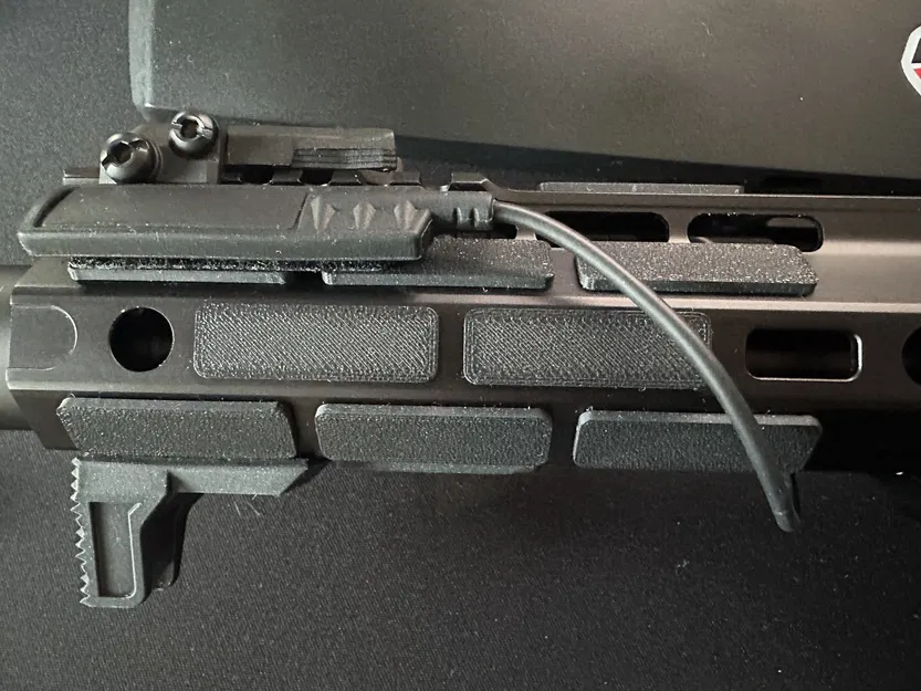 Tấm Che M-LOK Kiểu Snap-on - Image 3