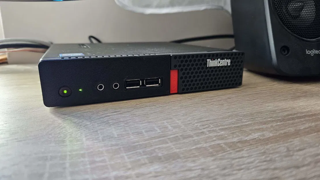 Nắp Che Cổng và Nút Bấm Mặt Trước Lenovo ThinkCentre - Image 1