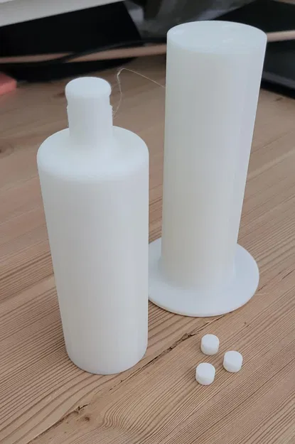 Giá treo cuộn giấy ăn - Image 3