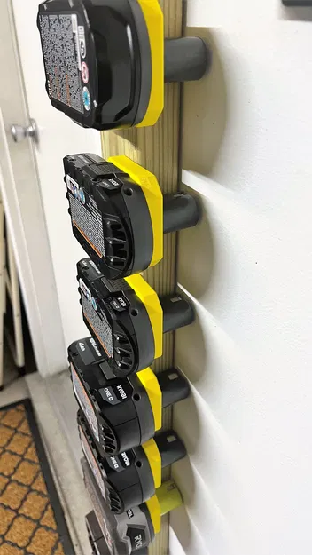 Giá Gắn Pin Ryobi 18V Dạng Kẹp - Image 3