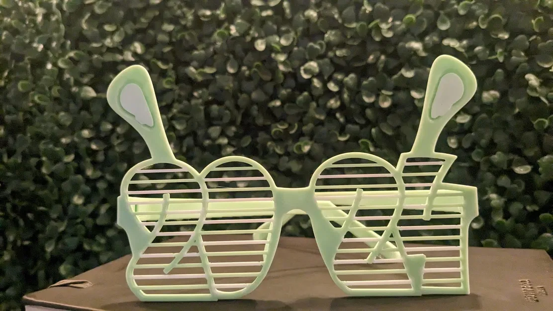 Kính Shrek Đón Giao Thừa 2024 - Image 1