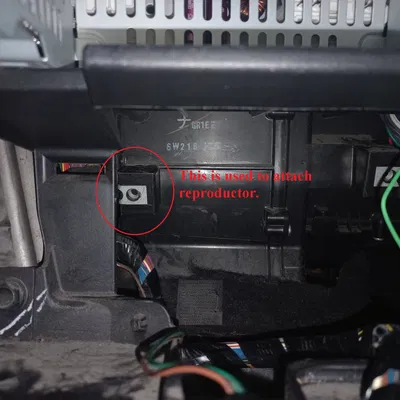 Gắn "Reproductor" Rảnh Tay Vào Xe Mazda6