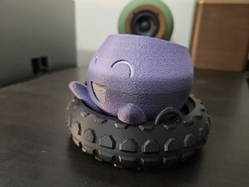 Chậu Treo Lốp Xe Oddish Pokemon - Image 1