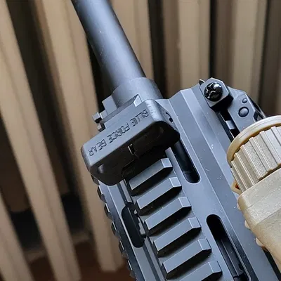 Vòng lặp cố định được gắn trên đường sắt (RMFL)