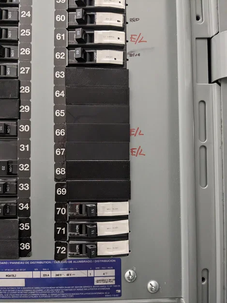 Miếng bịt tủ điện Square D - Image 3