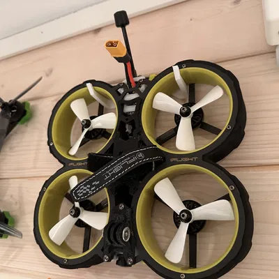 Móc treo tường cho iFlight Bumblebee v3