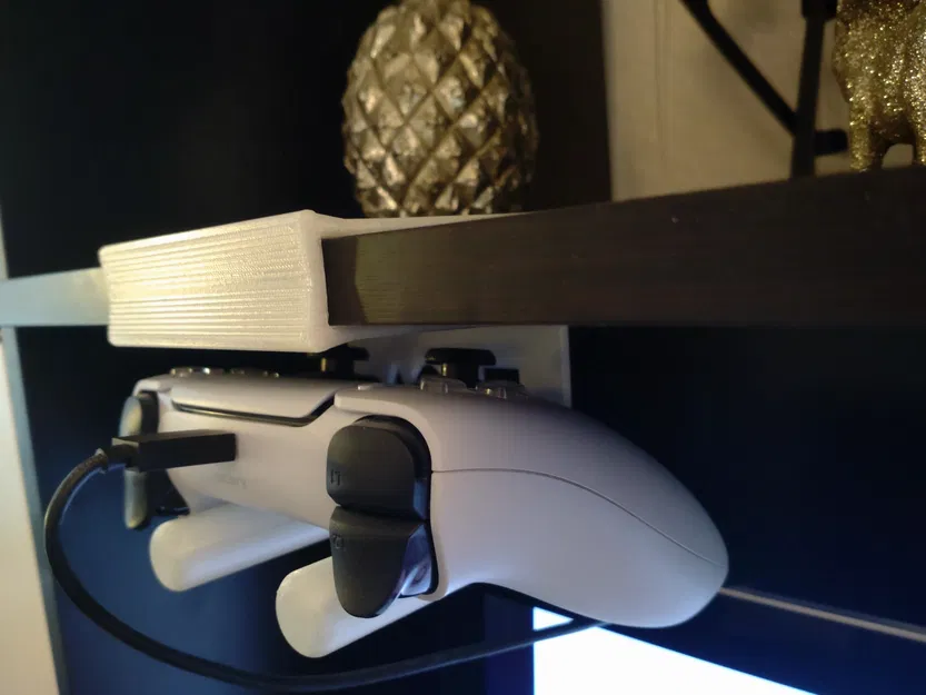 Giá Đỡ Tay Cầm PS5 - Image 1