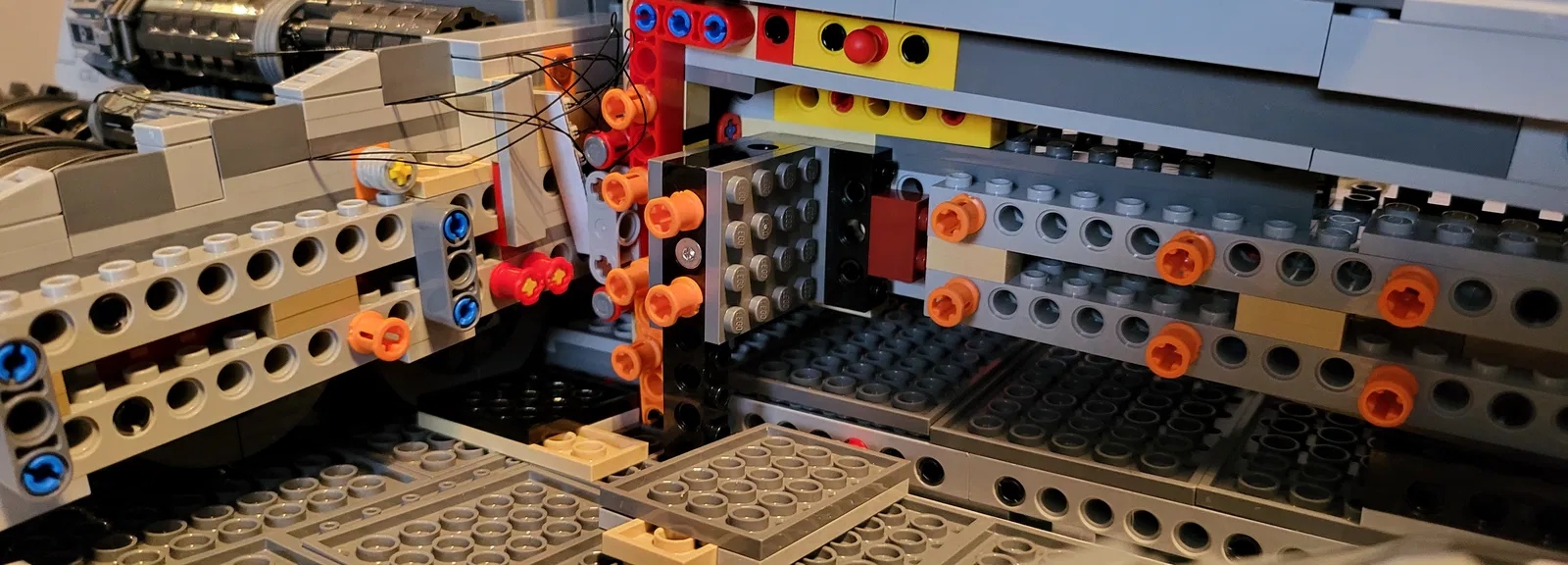 Giá Treo Tường LEGO Star Wars 75367 UCS Venator - Image 6