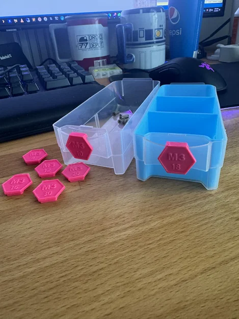 Kẹp Nhãn Tủ Storehouse Harbor Freight 40 Ngăn - Image 1