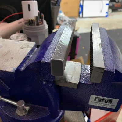 Cảng Central Central Forge 5 "Vise - TPU Soft Jaw Grips