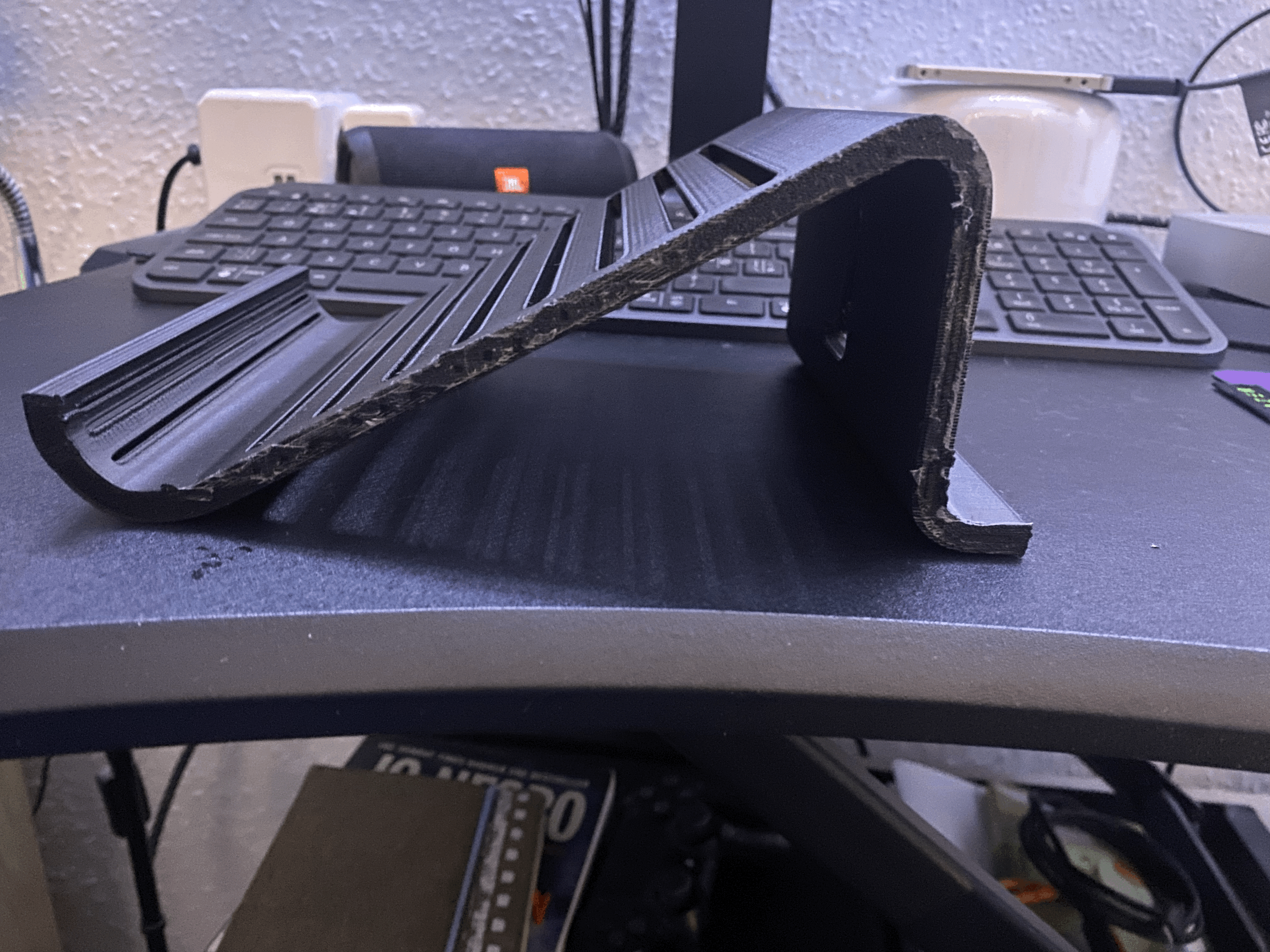 Giá Đỡ Sách và Máy Tính Bảng - Thumbnail 2