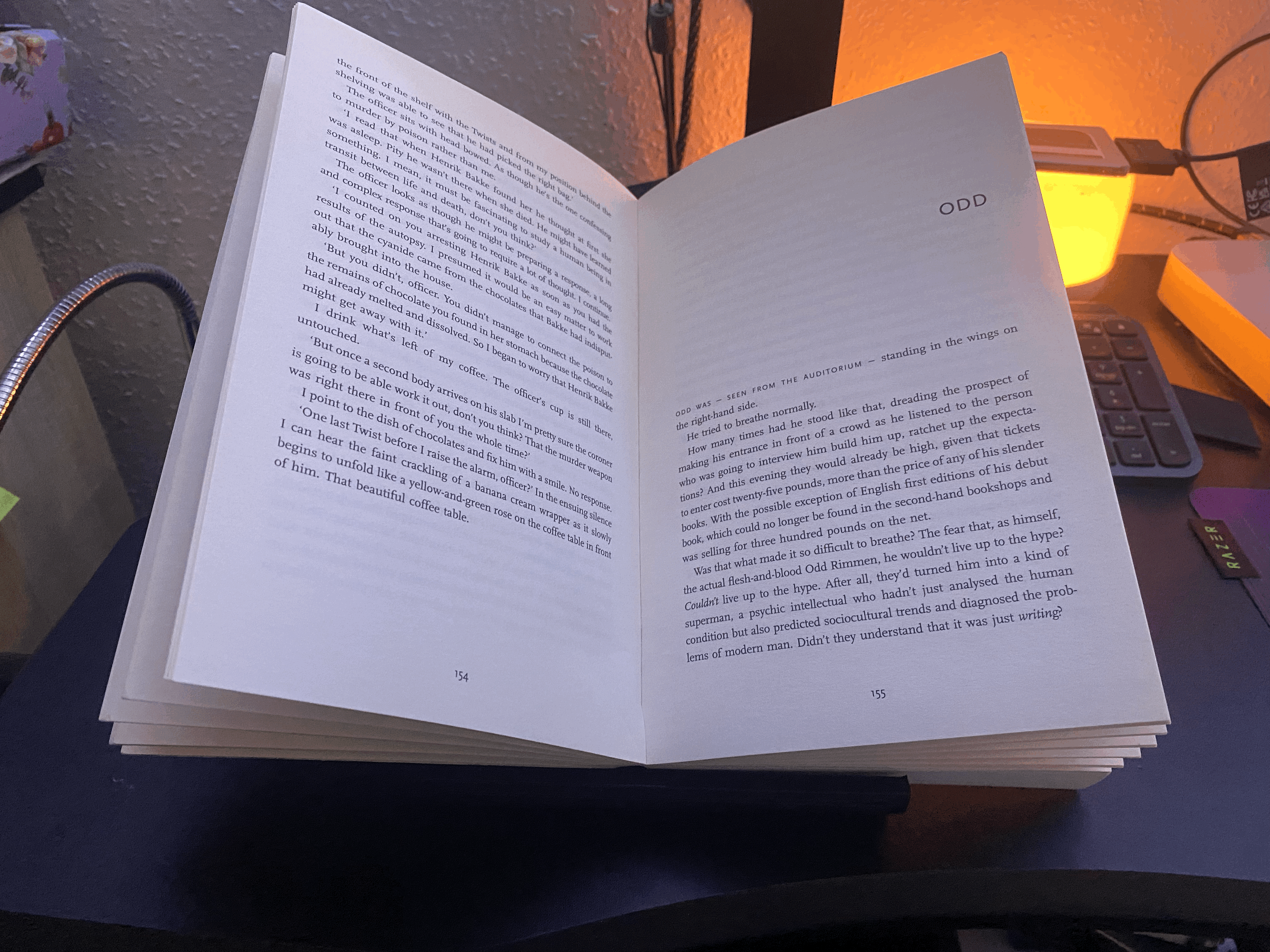 Giá Đỡ Sách và Máy Tính Bảng - Thumbnail 4