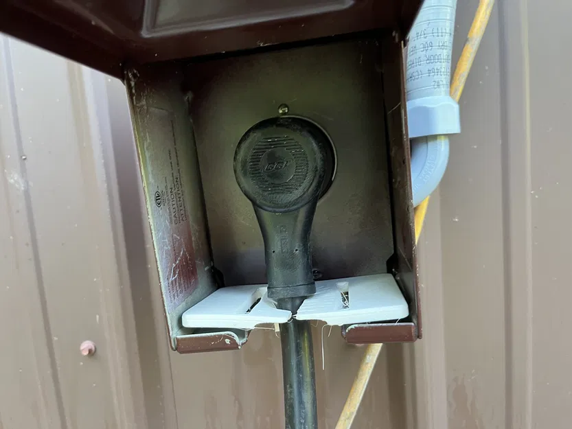 Nắp Che Ổ Cắm Điện RV - Image 1