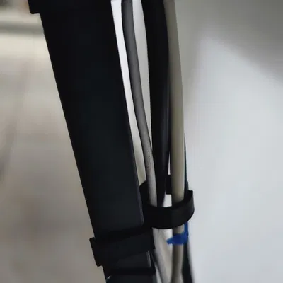 Kẹp Dây Cáp Cho Bàn UTESPELARE