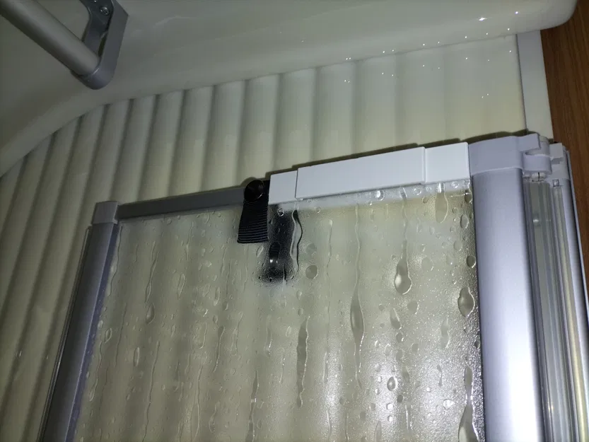 Phụ kiện khóa cửa cabin tắm Remis - Image 1