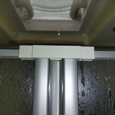 Phụ kiện khóa cửa cabin tắm Remis