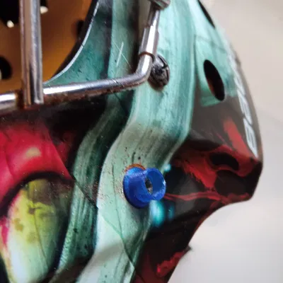 Pat cài cho nón thủ môn hockey Bauer