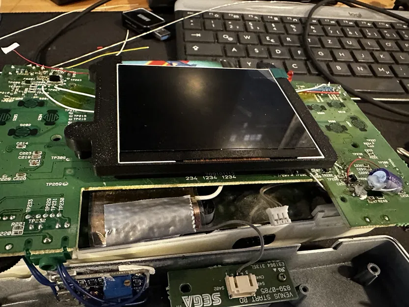 Giá đỡ màn hình IPS Sega Nomad - Image 2