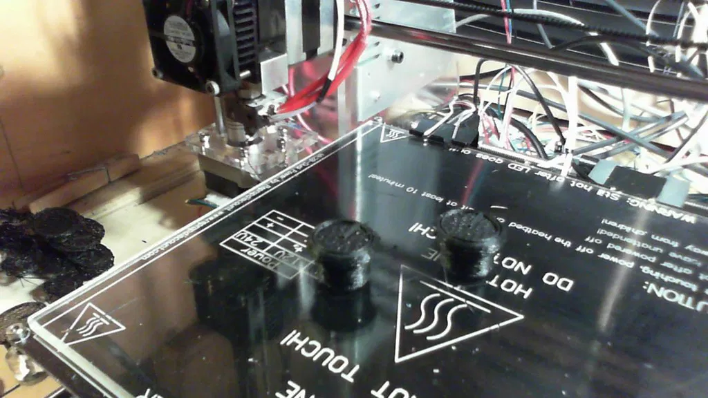 Núm Vặn Thermostat Ô Tô - Image 2