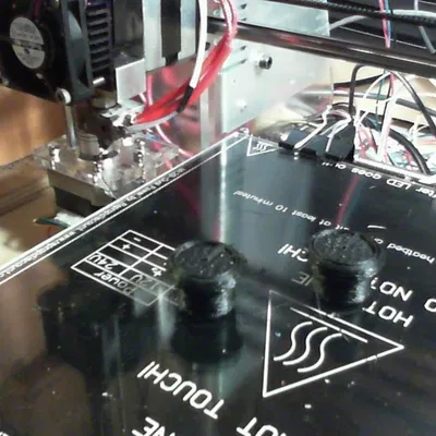 Núm Vặn Thermostat Ô Tô