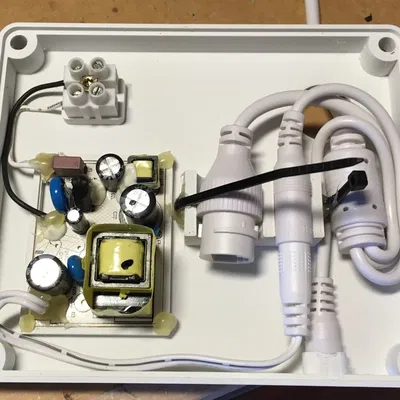 Vỏ nguồn cung cấp điện cho camera bảo mật ROLink RLC-510WA