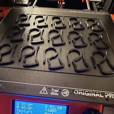 Móc treo dây đèn cho máng xối