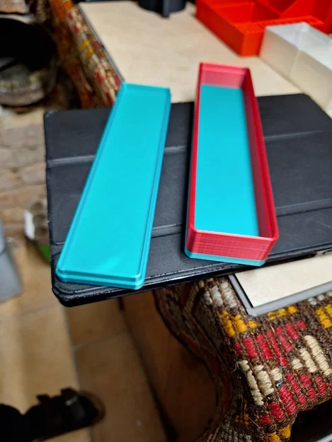 Hộp đựng 2 bàn chải đánh răng có nắp - Image 4